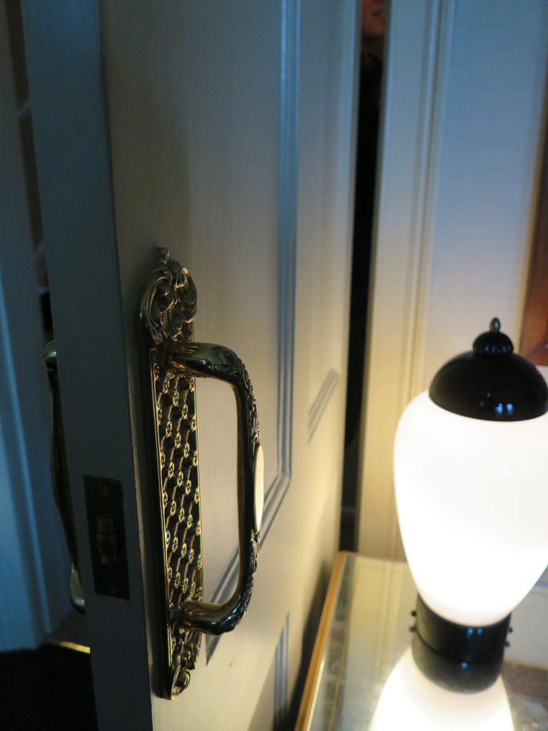 Cupboard Pull Handle, St James' Square, Bath