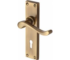 Marcus Bedford Classic Door Handle