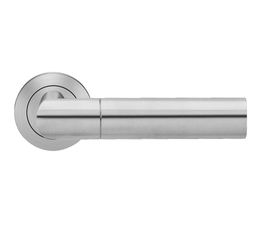 Karcher Oregon Door Lever On Round Rose