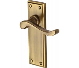 Marcus Edwardian Classic Door Handle