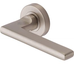 Marcus Trident Lever Handle