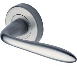 Marcus Sutton Lever On Rose