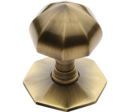 Marcus Pointed Octagon Centre Door Knob
