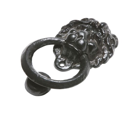 Kirkpatrick Bedroom Lions Head Door Knocker