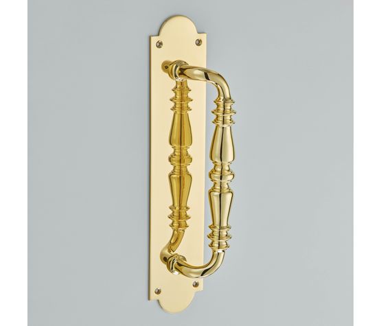 Croft Ornate Pull Handle on Shaped Plate