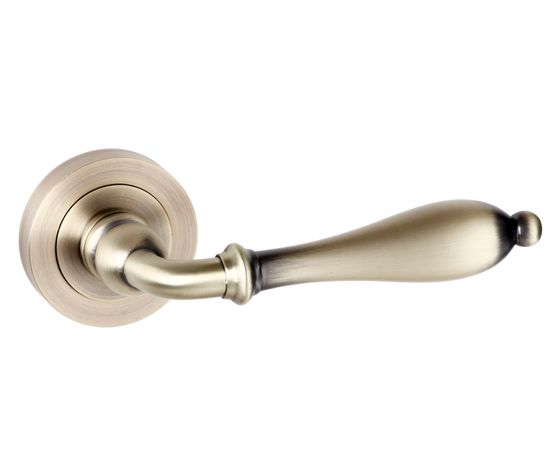 Atlantic Old English Wrexham Lever